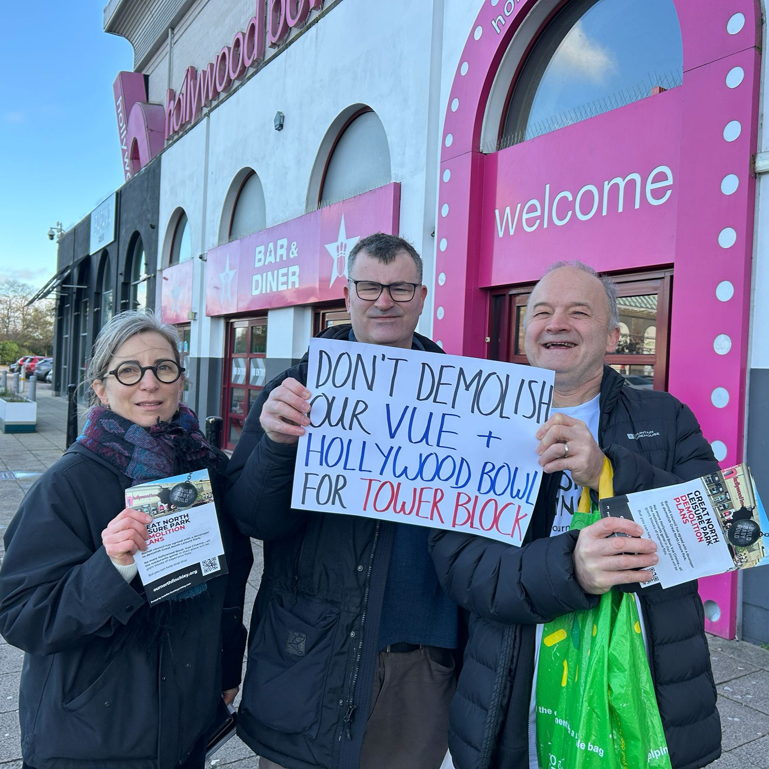 Campaigners leafletting outside the leisure park